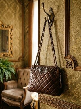 Authentic CHANEL Matelasse Quilted Leather Shoulder Bag with Gold Chain